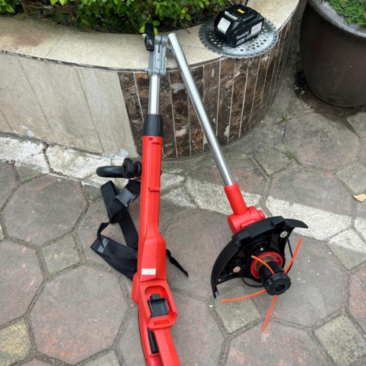 Máy cắt cỏ dùng pin Amaxtools ACC260-SM